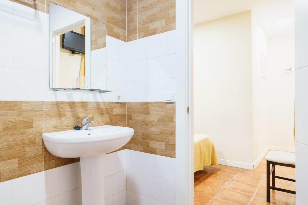 Hotel Carlos V Jerez By Vivere Stays Jerez de la Frontera Esterno foto