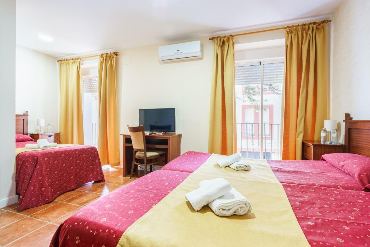 Hotel Carlos V Jerez By Vivere Stays Jerez de la Frontera Esterno foto